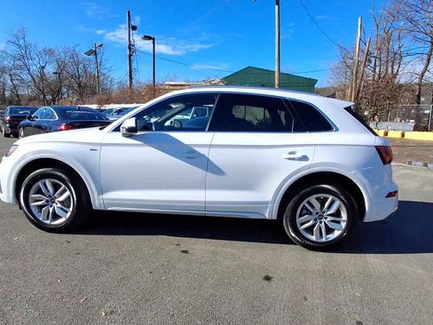 Certified 2023 Audi Q5 2.0T Premium w/ Convenience Package image 5