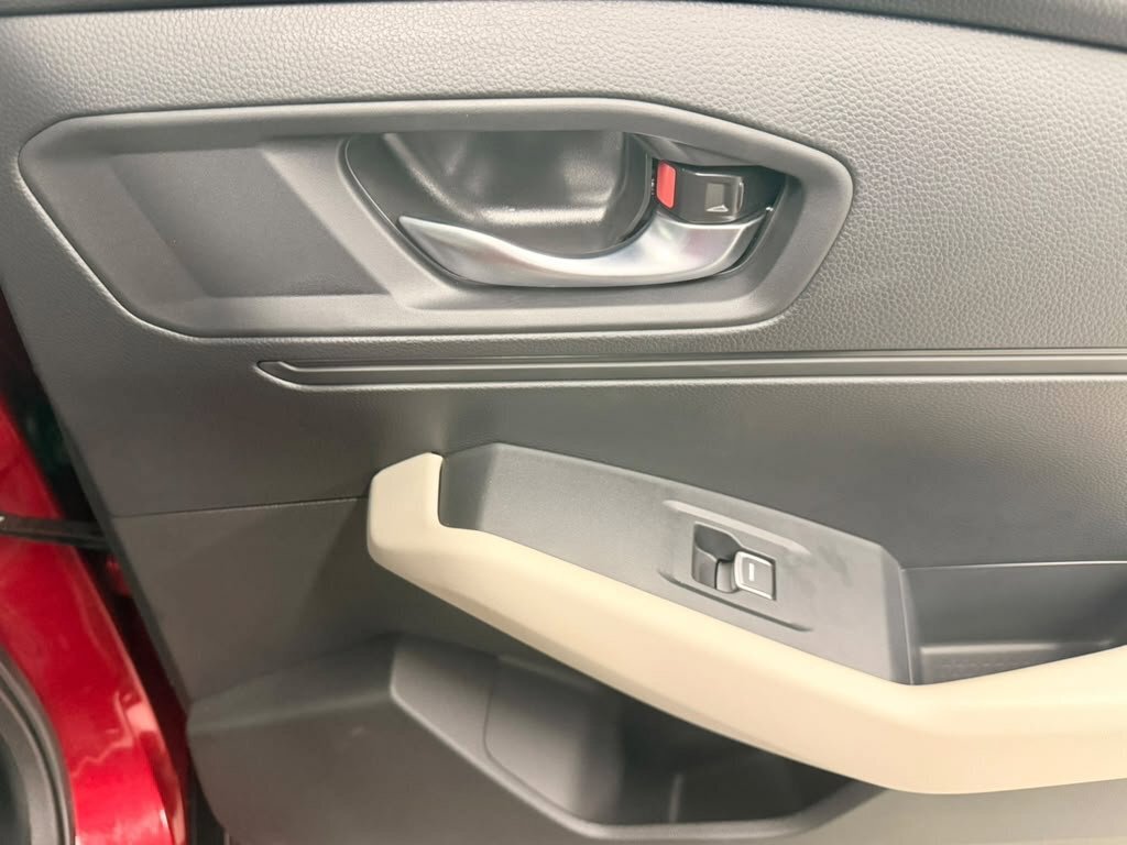 Certified 2025 Honda Accord SE image 38