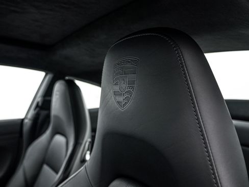 Used 2013 Porsche 911 Carrera 4S AWD/4WD image 18