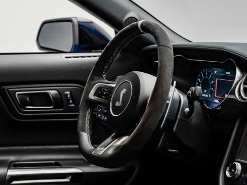 Used 2022 Ford Mustang Shelby GT500 w/ Carbon Fiber Track Pack image 63