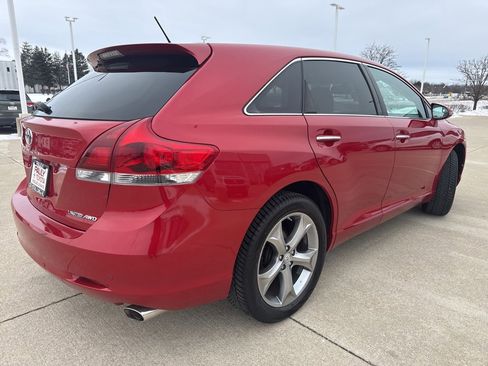 Used 2014 Toyota Venza Limited image 3