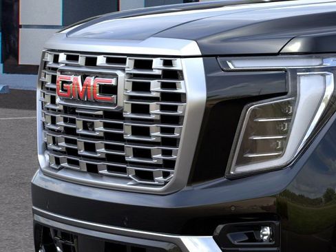 New 2026 GMC Yukon Denali image 37