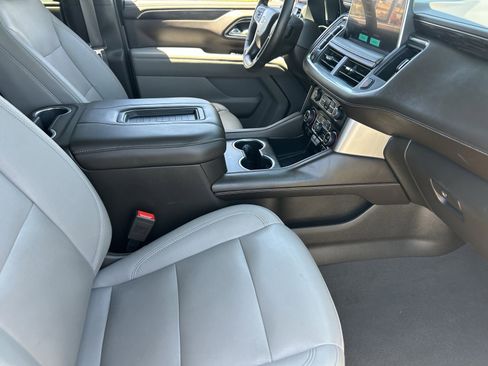 Used 2024 Chevrolet Tahoe LT AWD/4WD image 12