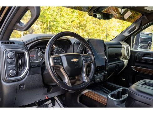Used 2021 Chevrolet Silverado 2500 High Country w/ Z71 Off-Road Package image 21