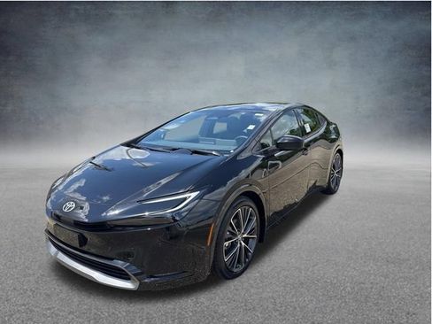 Used 2026 Toyota Prius Limited w/ Limited Premium Package FWD image 3