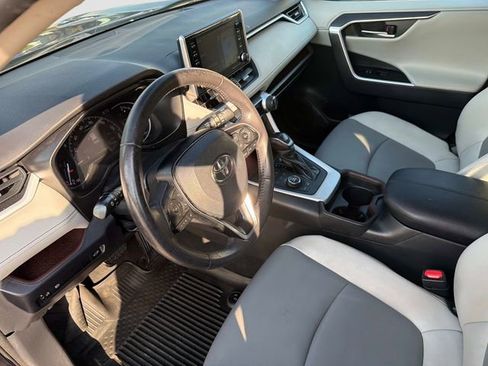 Used 2019 Toyota RAV4 Limited w/ All Weather Liner Package AWD/4WD image 21