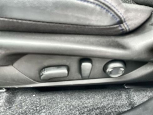 Used 2025 Subaru Forester Premium image 16