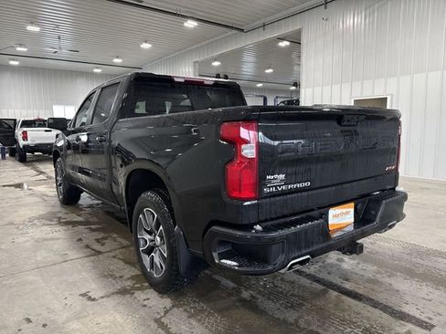 Used 2023 Chevrolet Silverado 1500 RST image 2