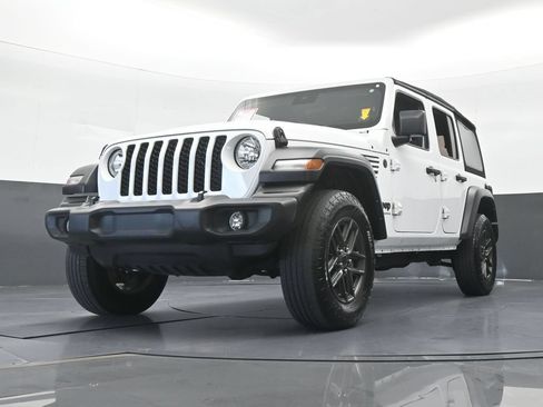 Used 2024 Jeep Wrangler Unlimited Sport AWD/4WD image 50
