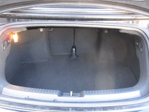 Used 2013 Volkswagen Beetle 2.5 FWD image 23