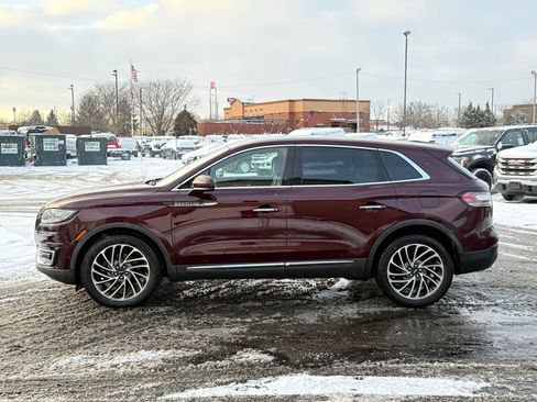 Used 2020 Lincoln Nautilus Reserve w/ Equipment Group 201A image 6