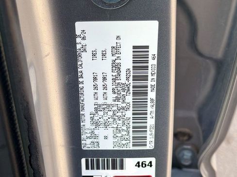 Used 2024 Toyota Tacoma TRD Off-Road image 43