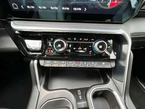 Used 2023 GMC Sierra 1500 Denali w/ Technology Package image 16