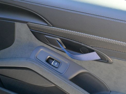 Used 2025 Porsche 718 Cayman GT4 RS image 44