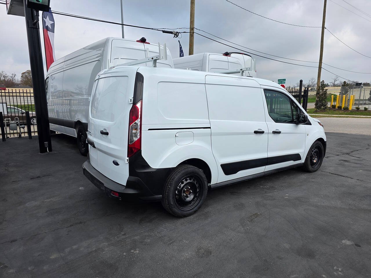 Used 2022 Ford Transit Connect XL FWD image 7
