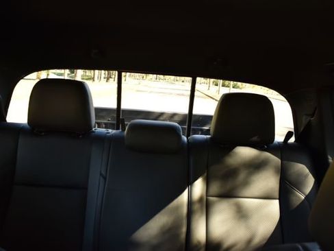 Used 2023 Toyota Tacoma TRD Sport image 34