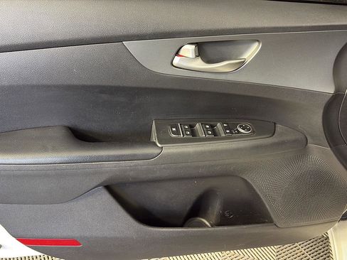 Used 2021 Kia Forte LXS image 24