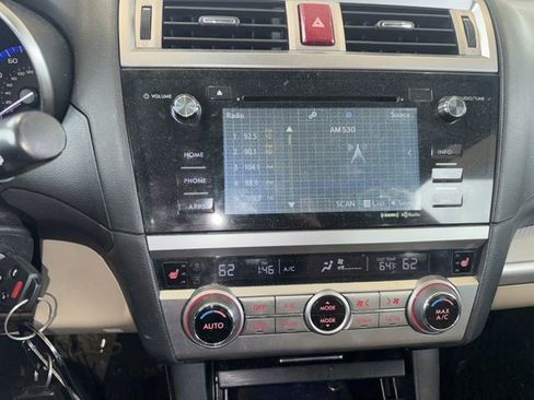 Used 2016 Subaru Outback 2.5i Premium image 5