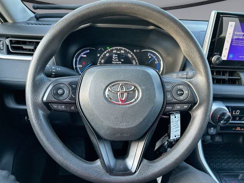 Used 2024 Toyota RAV4 LE AWD/4WD image 14