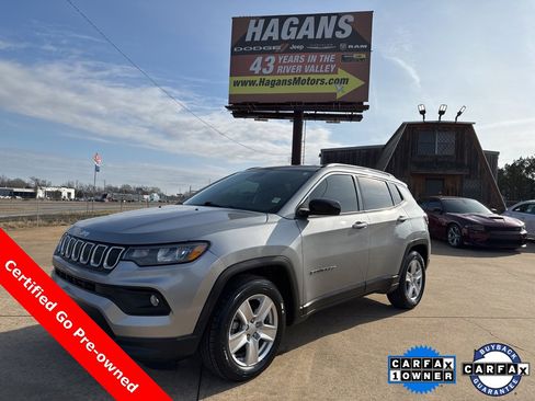 Certified 2022 Jeep Compass Latitude w/ Convenience Group image 1