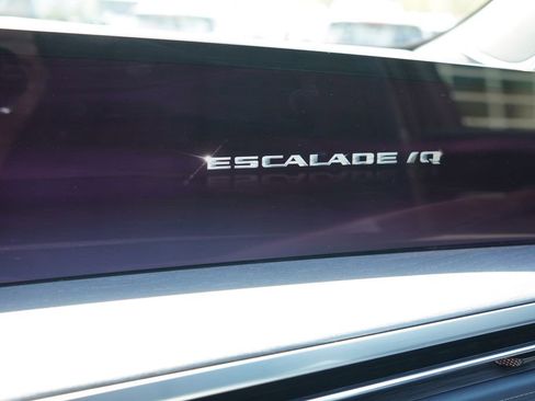 Used 2025 Cadillac Escalade IQ Luxury 2 w/ LPO, Premium Carpet Package AWD/4WD image 29