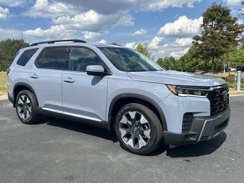 New 2026 Honda Pilot Elite image 3