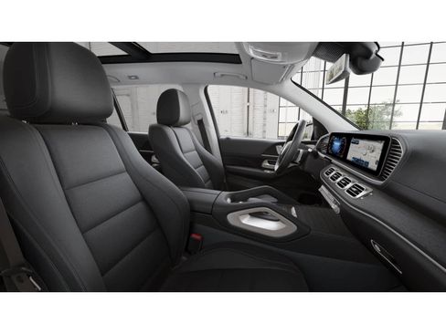 New 2026 Mercedes-Benz GLS 450 GLS 450 image 3