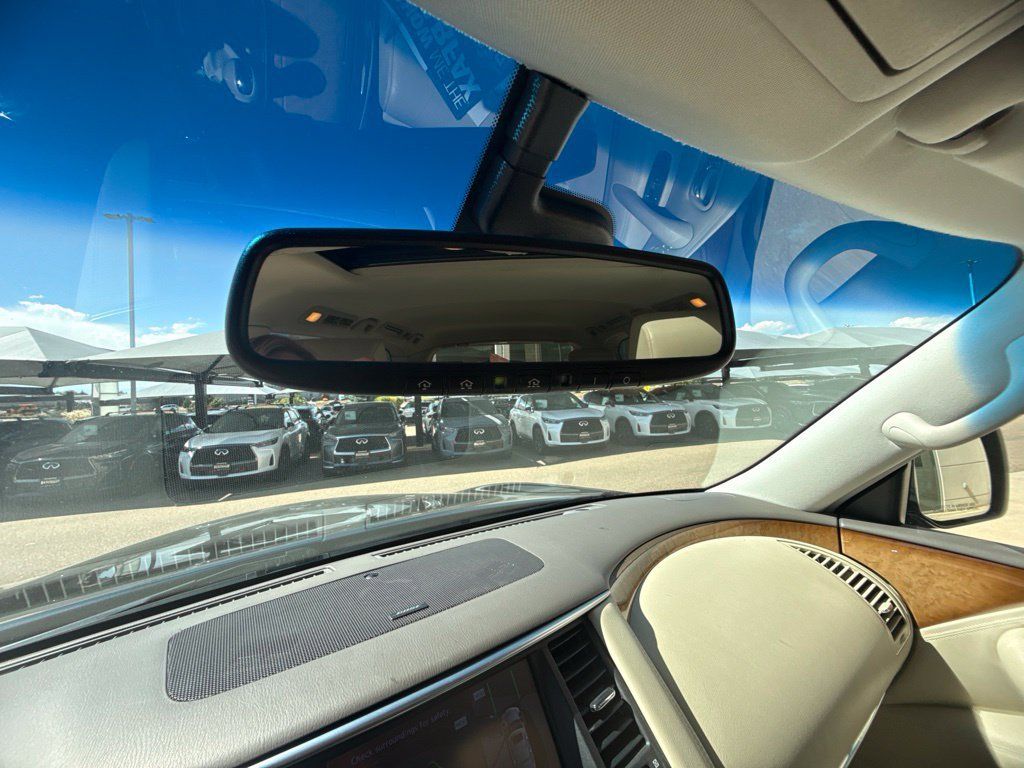 Used 2014 INFINITI QX80 4WD w/ Theater Package image 22