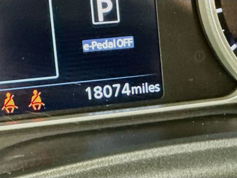 Used 2024 Nissan Leaf SV Plus FWD image 19