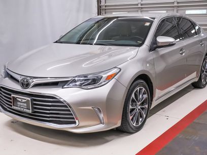 Used 2017 Toyota Avalon XLE