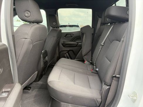 Used 2024 Chevrolet Colorado Trail Boss w/ Technology Package AWD/4WD image 25