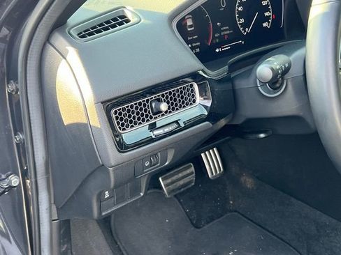 Used 2025 Honda Civic Sport image 13