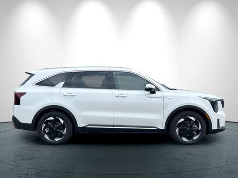 New 2025 Kia Sorento EX w/ EX Panoramic Sunroof Package image 3