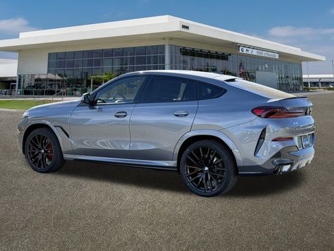 New 2026 BMW X6 xDrive40i image 7