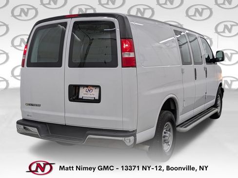 Used 2024 Chevrolet Express 2500 w/ Driver Convenience Package RWD image 2