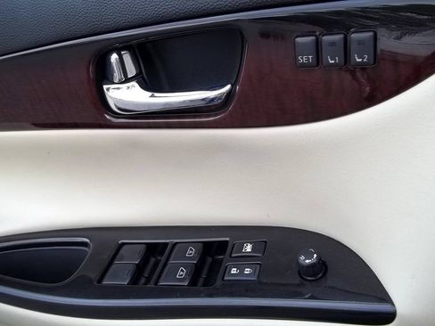 Used 2016 INFINITI QX50 AWD w/ Premium Plus Package image 14