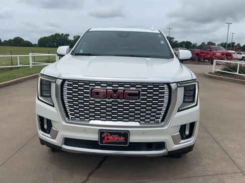 Used 2023 GMC Yukon Denali w/ Denali Reserve Package AWD/4WD image 4