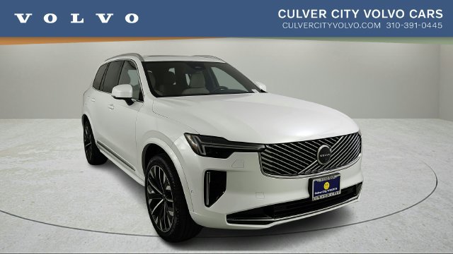 Used 2026 Volvo XC90 B6 Plus w/ Protection Package AWD/4WD image 1