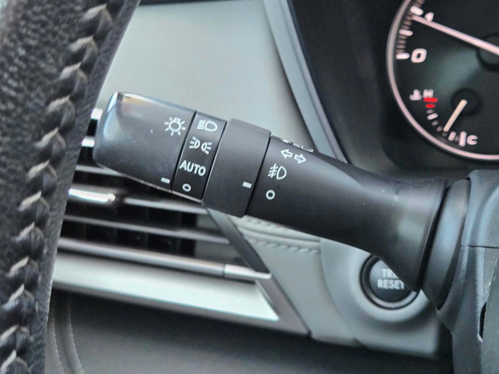 Used 2022 Subaru Outback Limited AWD/4WD image 23