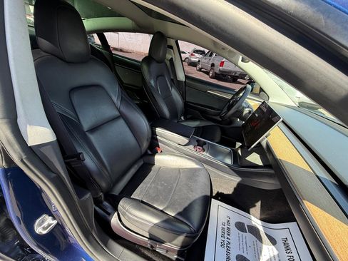 Used 2022 Tesla Model 3 Long Range image 9