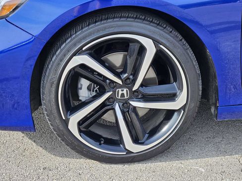 Certified 2022 Honda Accord Sport image 9