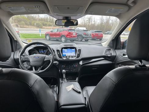 Used 2017 Ford Escape Titanium AWD/4WD image 30
