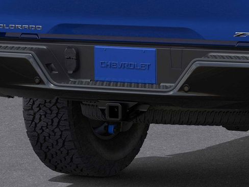 New 2026 Chevrolet Colorado ZR2 image 14