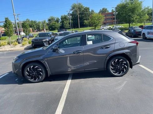 New 2026 Lexus UX 300h AWD image 6