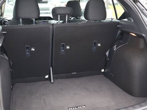 Used 2024 Nissan Kicks S FWD image 20