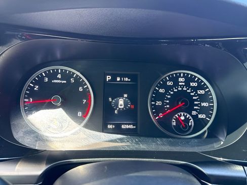 Used 2024 Kia K5 GT FWD image 23