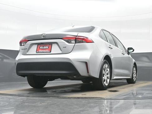 Used 2024 Toyota Corolla LE image 29