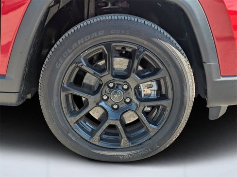 Used 2026 Jeep Compass Altitude image 10