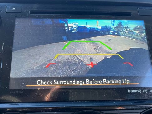 Used 2018 Subaru Forester 2.5i Premium image 12