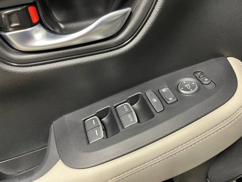 New 2027 Honda HR-V EX-L image 11
